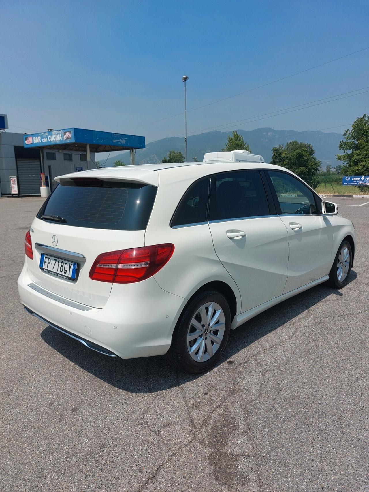 Mercedes-benz B 180 d Automatic Business