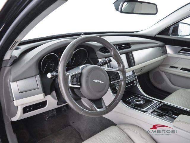 JAGUAR XF 2.0 D 240 CV AWD aut. Prestige - PER OPERATORI DEL