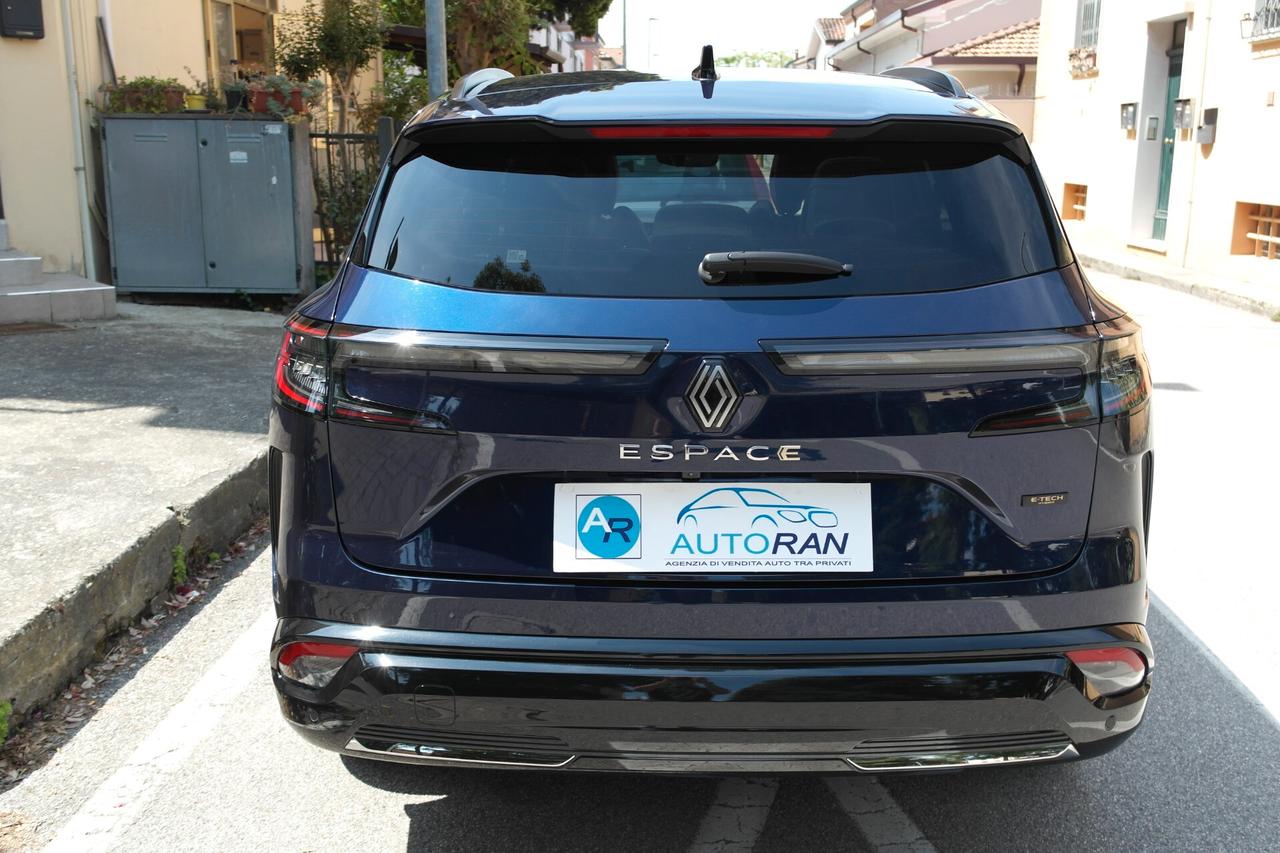 Renault Espace Full Hybrid E-Tech 200 7p Iconic