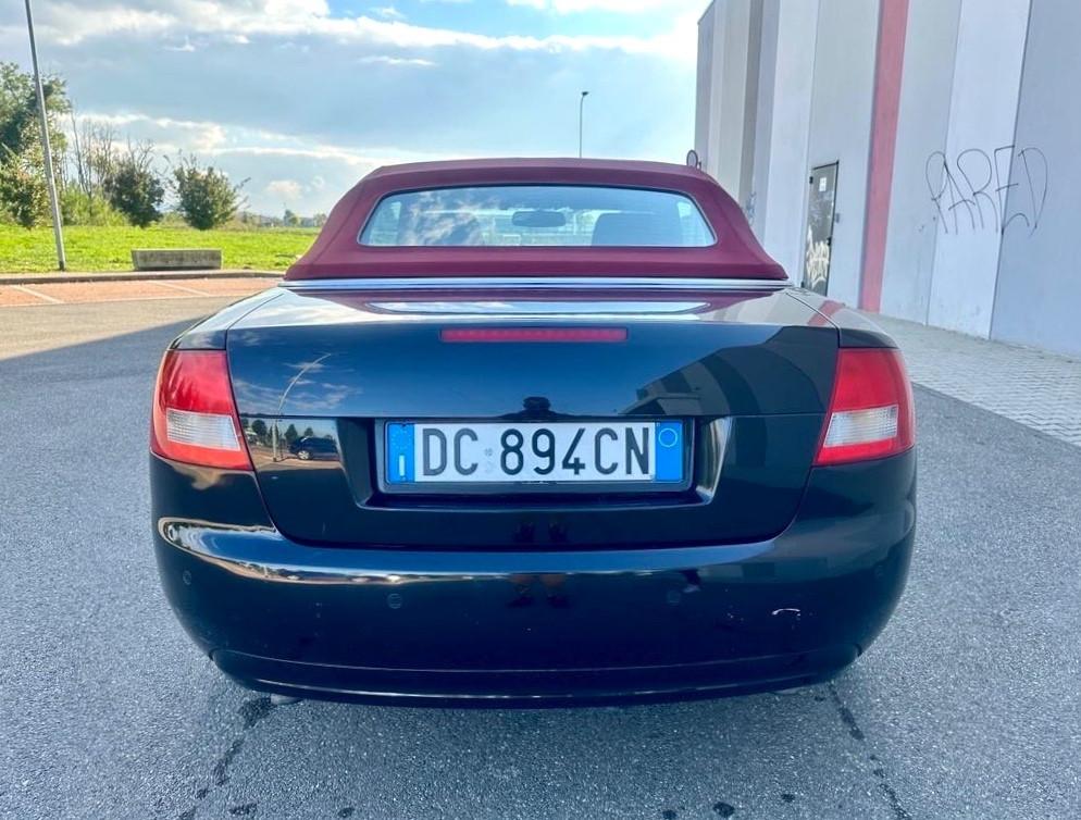 Audi A4 Cabriolet 2.5 V6 TDI cat