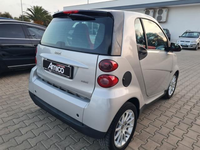 SMART - Fortwo - 1000 52 kW MHD coupé passion