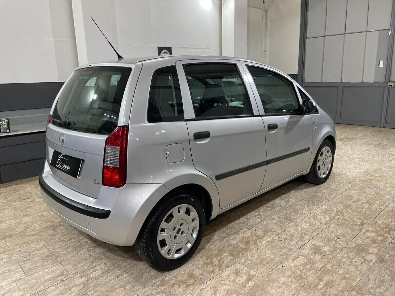 Fiat Idea 1.4 16V S&S Emotion