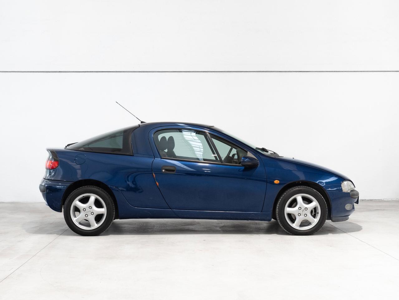 Opel Tigra 1.6i 16V cat Premium Blue