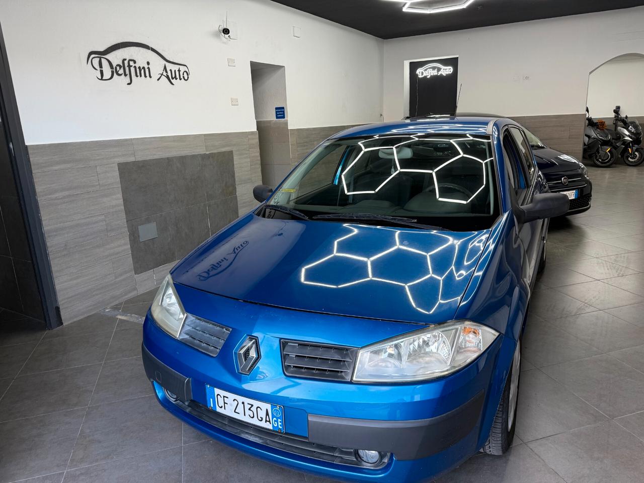 Renault Megane Mégane 1.4 16V 5 porte Pack Authentique