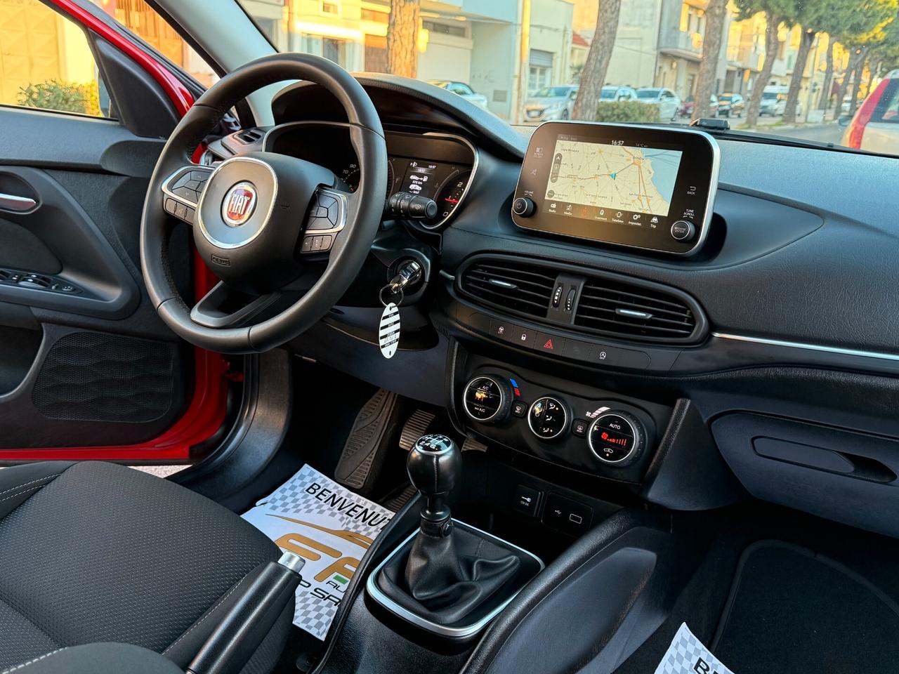 Fiat Tipo 1.6 MJT S&S SW Lounge *NAVI *LED - 2019