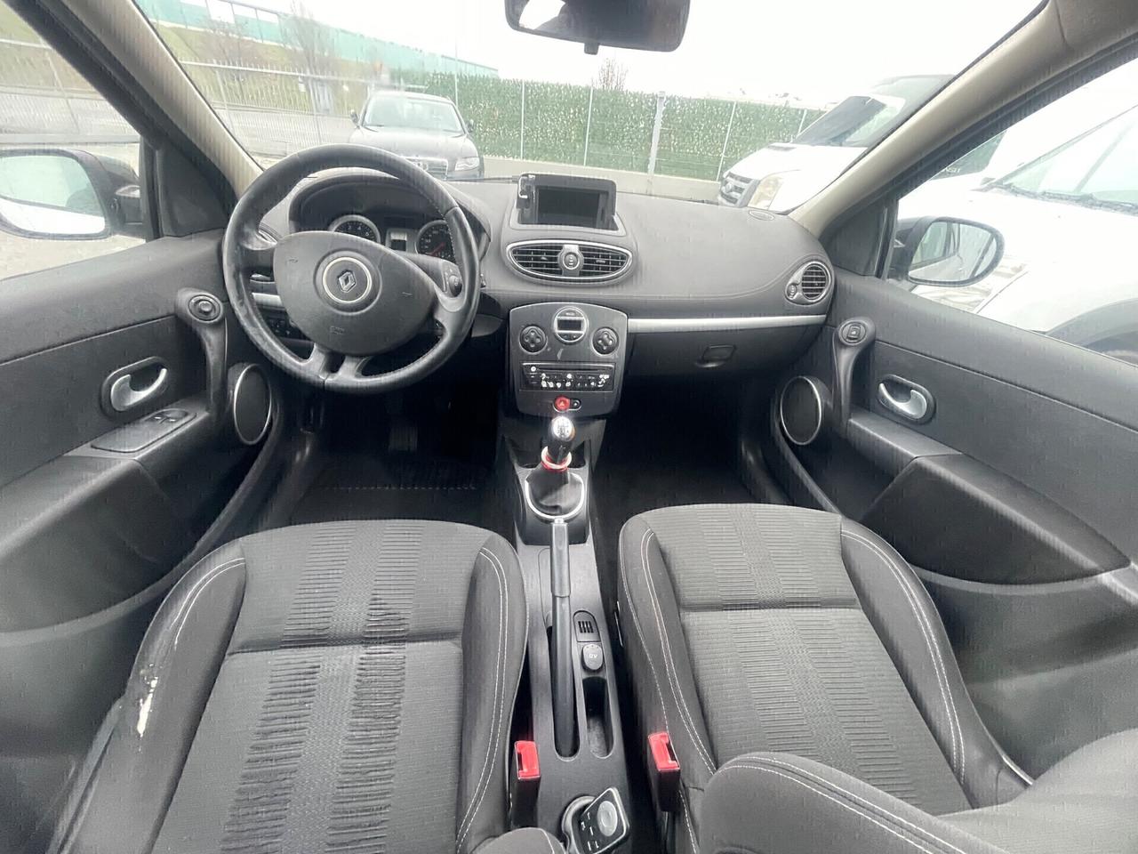 Renault Clio 1.2 16V 5 porte Dynamique