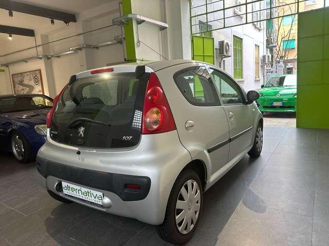 Peugeot 107 107 5p 1.0 12v Plaisir 2tronic