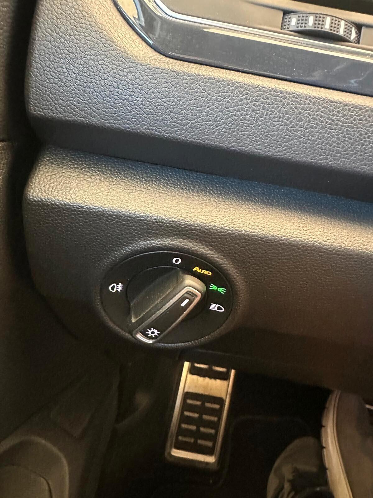 Volkswagen T-Roc 2.0 TDI 150CV 4MOTION 2018 AUTOMATICO -INT PELLE- COCKPIT