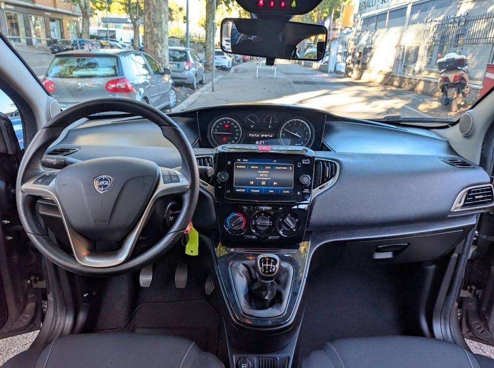 Lancia Ypsilon 1.0 Hybrid UNIPRO' SENZA VINCOLI DI FINANZIAMENTO