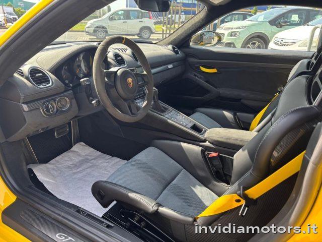 PORSCHE 718 GT4 RS Pack Weissach