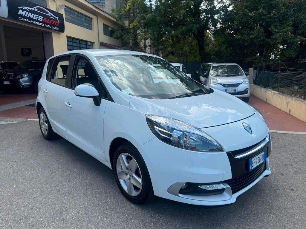 Renault Scenic DIESEL 2012 70.000km NEOPATENTATI