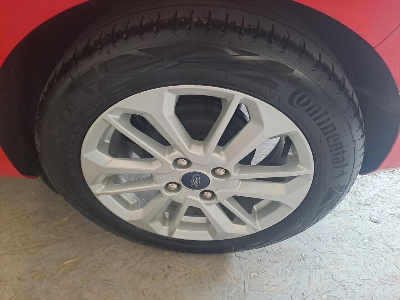 Ford Fiesta 1.0 Ecoboost Hybrid 125 CV 5 porte Titanium