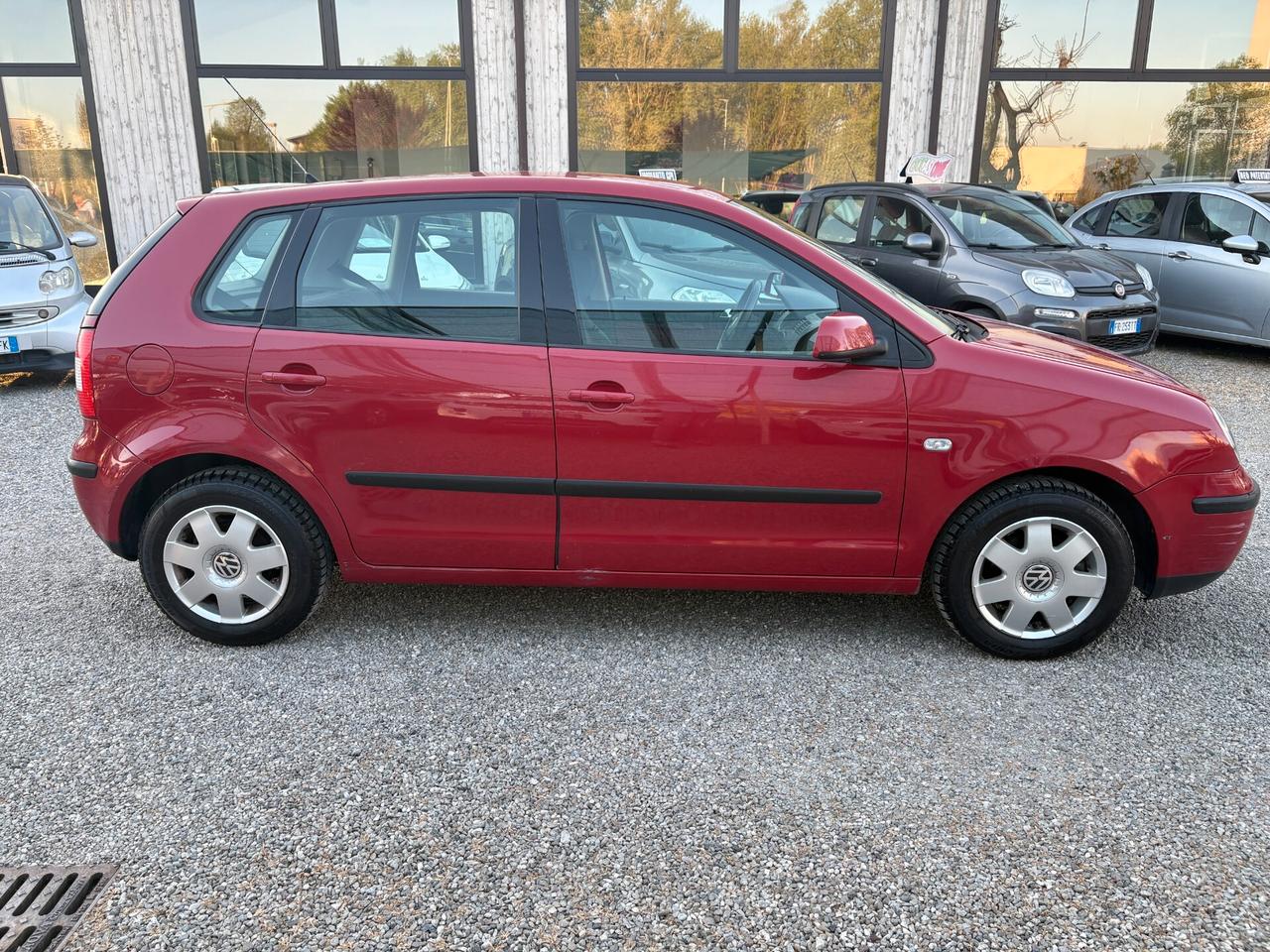 Volkswagen Polo 1.4 16V 5p. Trendline 60.000 Km.