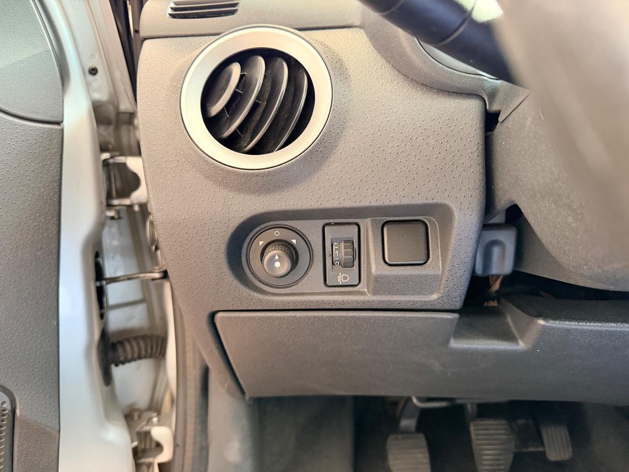 Citroen C2 1.1 Benzina 60cv Neopatentati