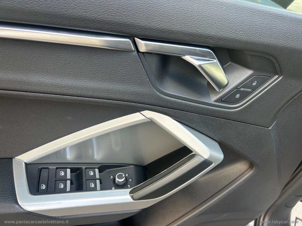 AUDI Q3 35 TDI S tronic S line edition