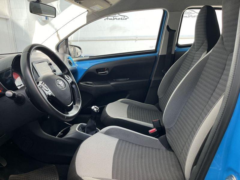 Toyota Aygo Connect 1.0 VVT-i 72 CV 5 porte x-cool