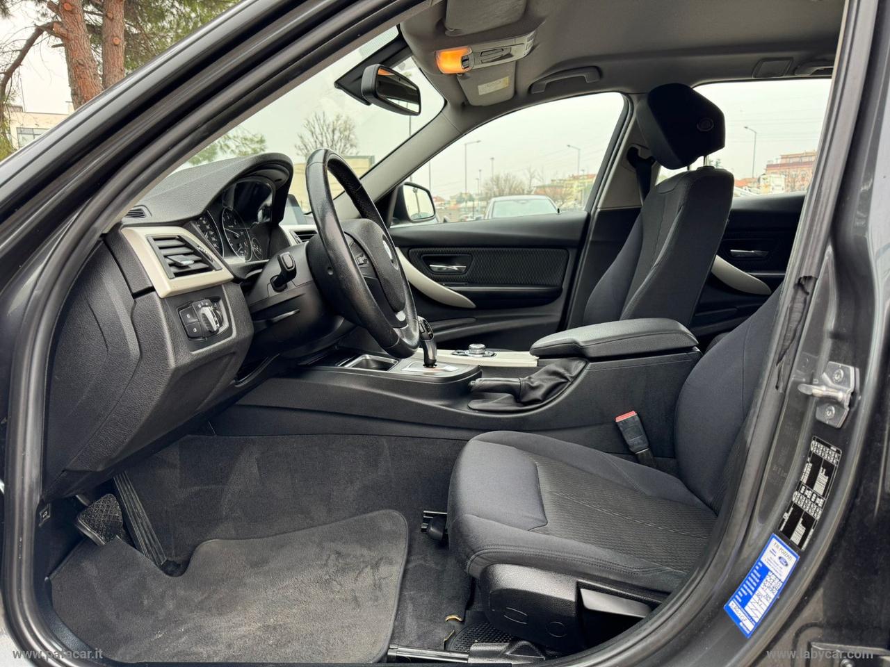 BMW 320d Touring Business aut.