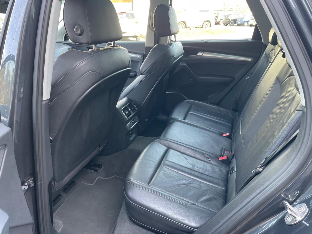 Audi Q5 2.0 TDI 190 CV quattro*Automatik*Tetto*Pelle*