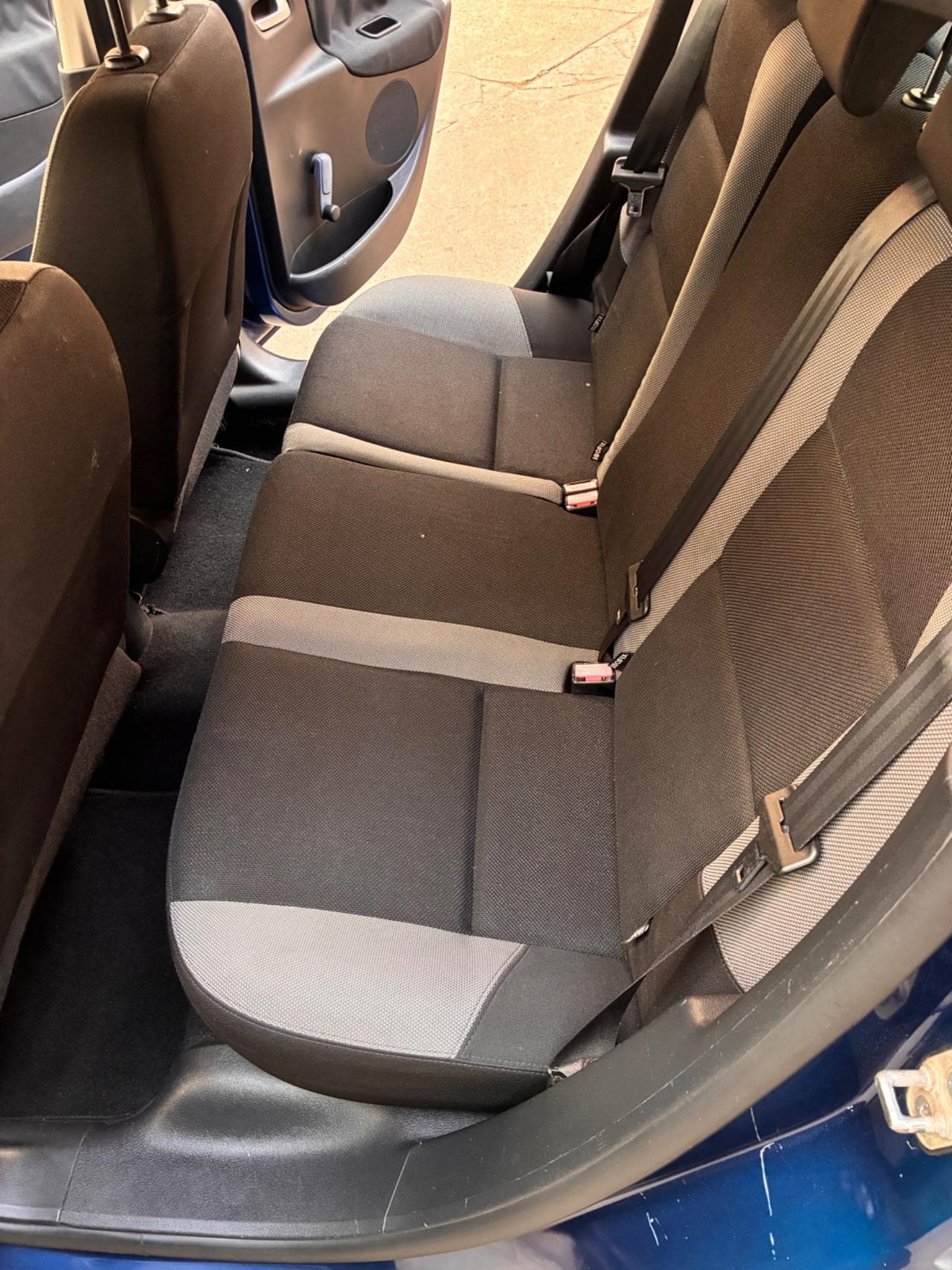 Peugeot 207 benz. NAVI 2009 - appena tagliandata !