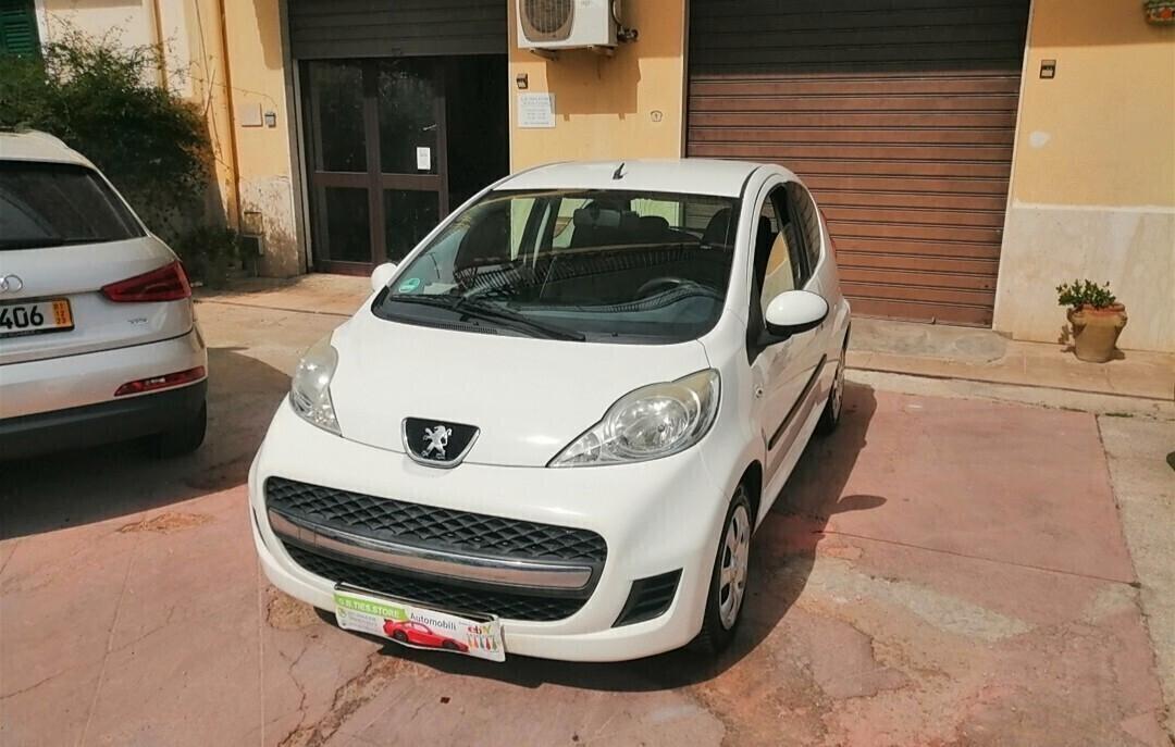 PEUGEOT 107 1.0 BENZINA