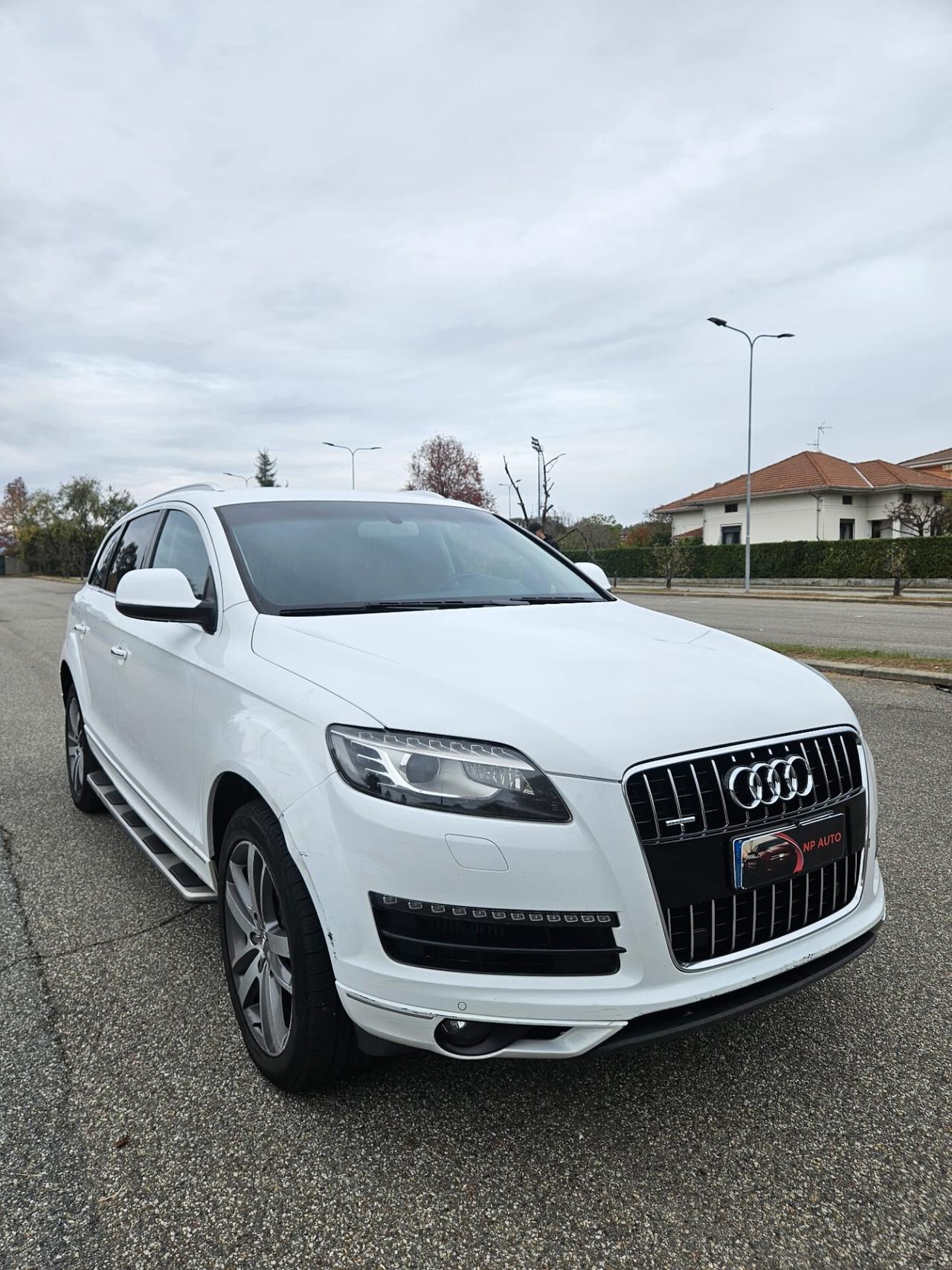 Audi Q7 3.0 V6 TDI quattro tiptronic