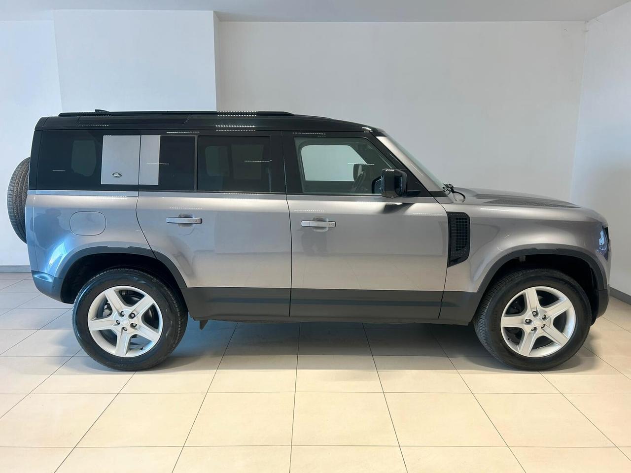 Land Rover Defender 110 3.0D I6 250 CV AWD Auto SE