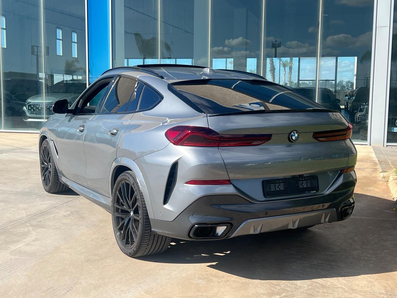BMW X6 xdrive30d MSport possibilità noleggio noscoring
