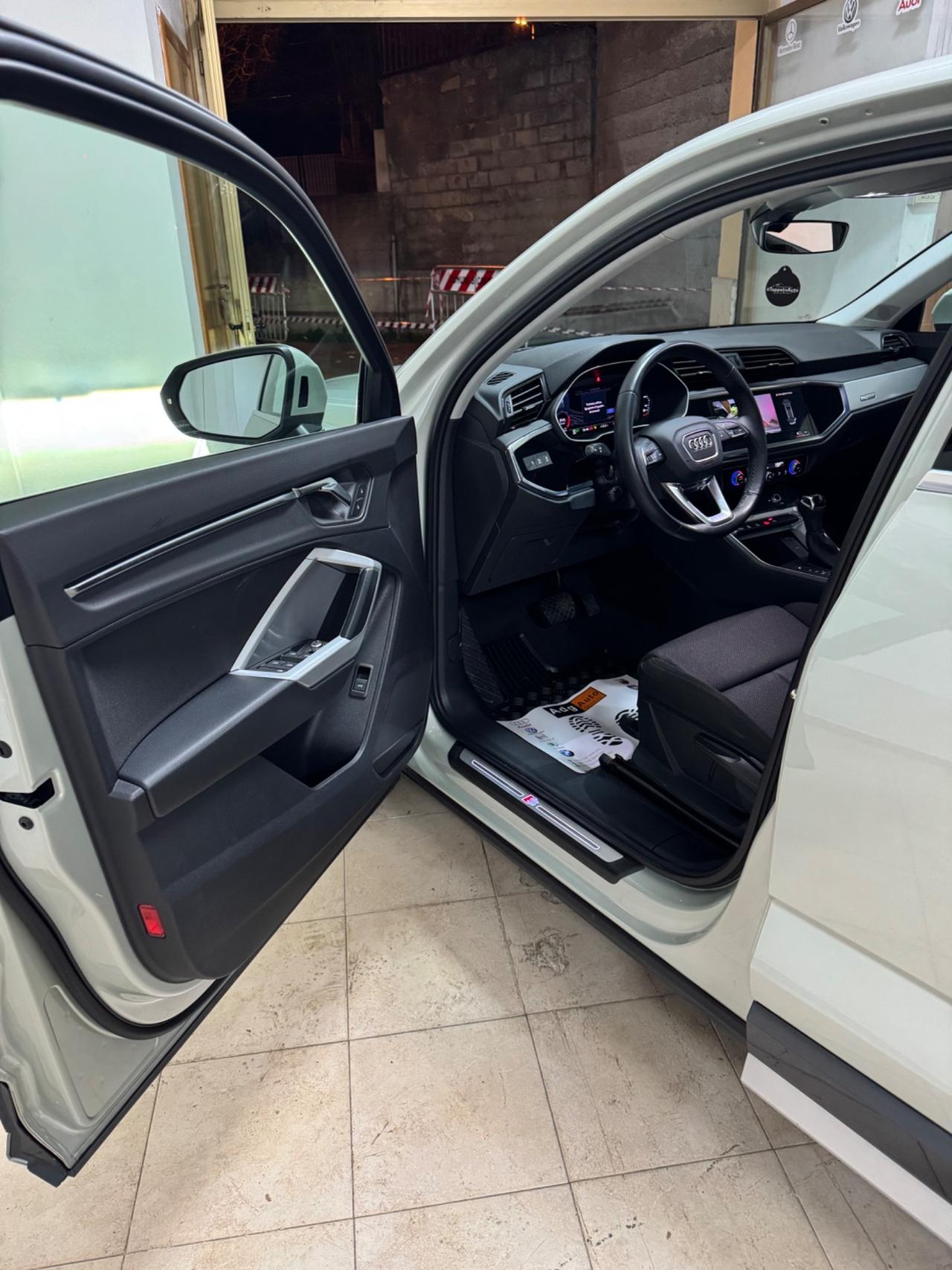 Audi Q3 35 TDI S tronic S line 2021 unico proprietario 22779km