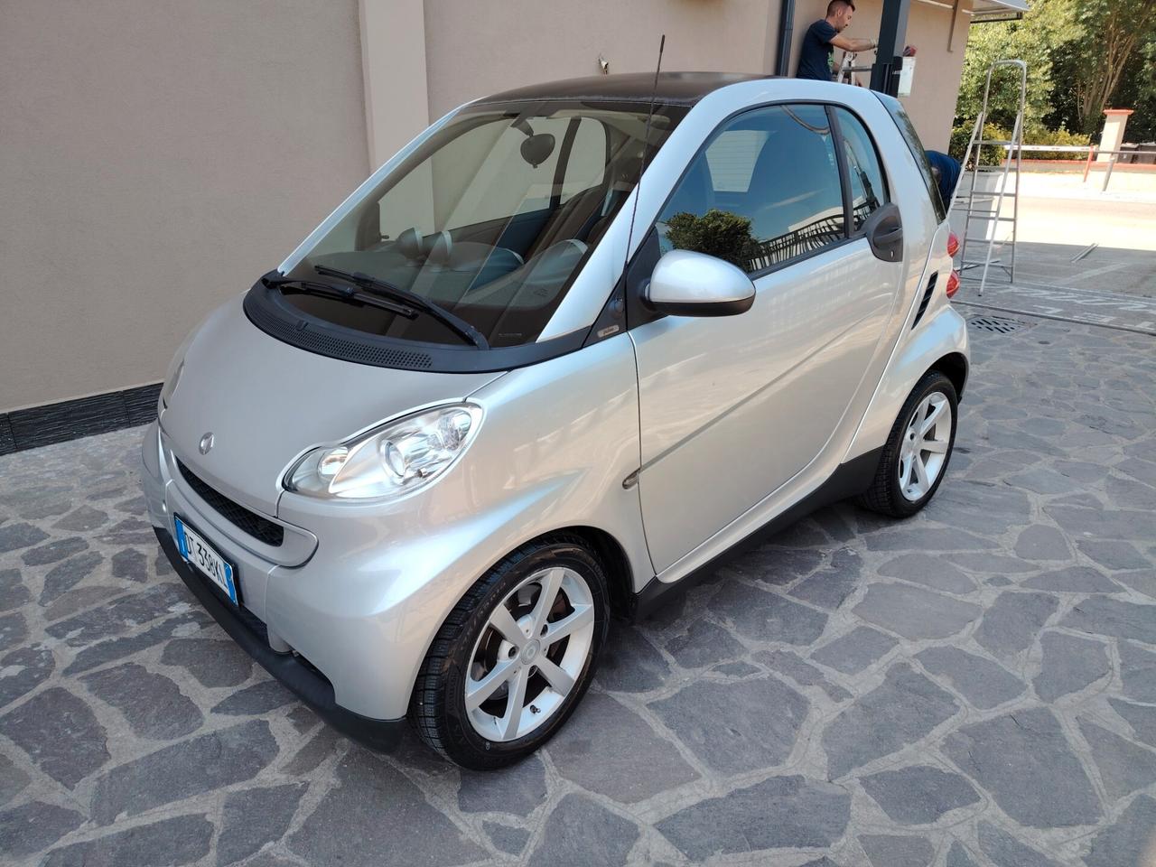 Smart ForTwo 1000 62 kW coupé passion