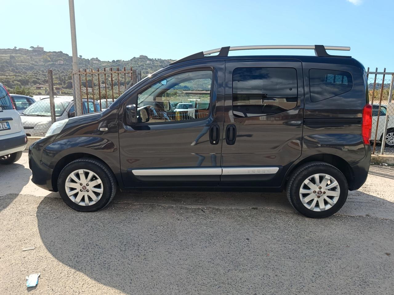 Fiat Qubo 1.3 MJT 75 CV Trekking