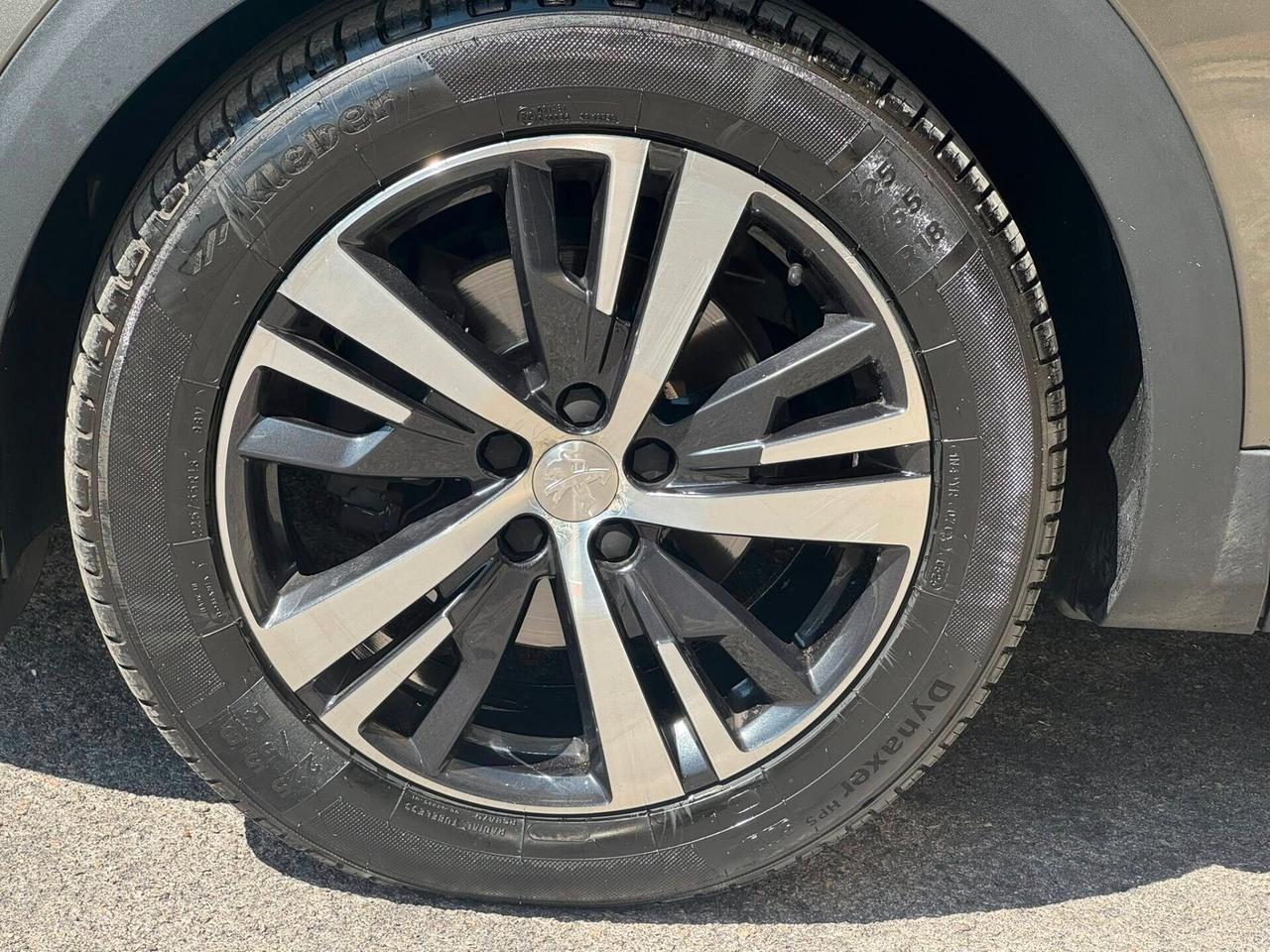 PEUGEOT 3008 1.6 HDI 120 CV. EAT8 TETTO+NAVI+BIXENO