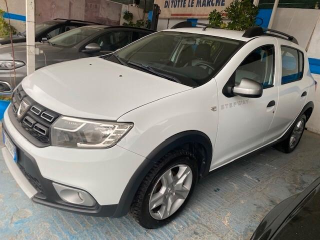 Dacia Sandero 0.9 TCe 12V TurboGPL 90CV Start&Stop Lauréate