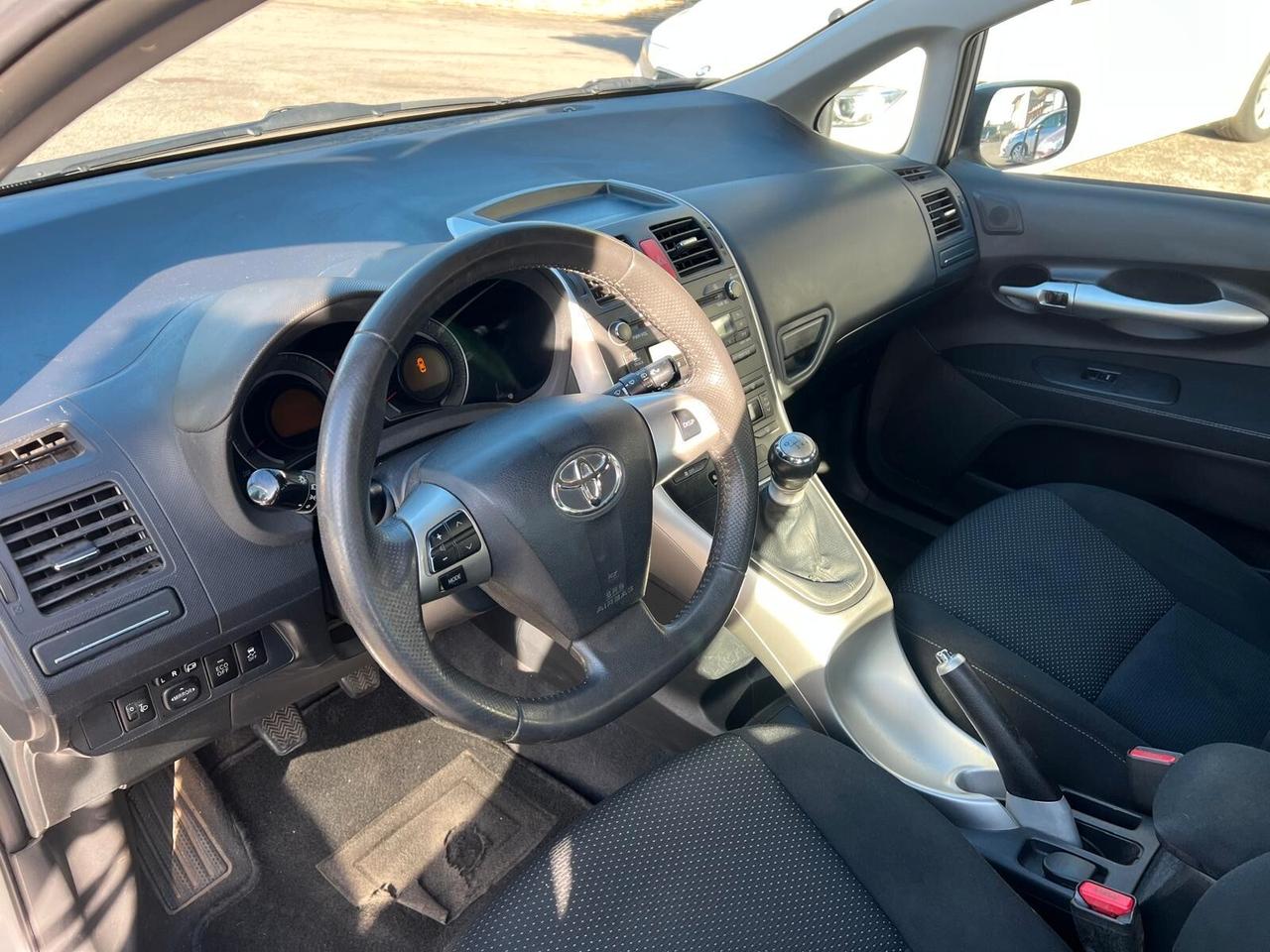 Toyota Auris 1.3 5 porte Active