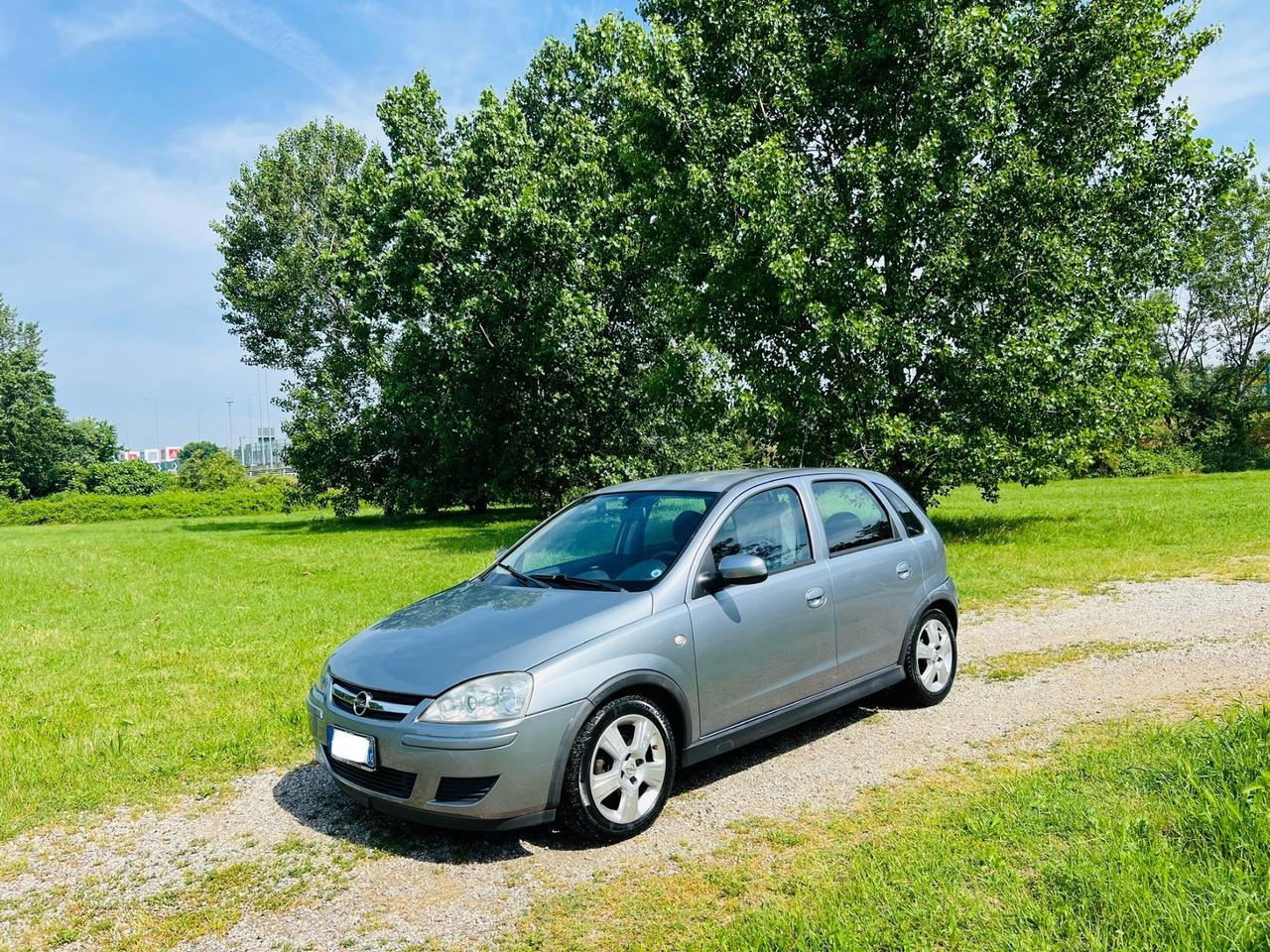 Opel Corsa 1.2 CON 12 MESI DI GARANZIA