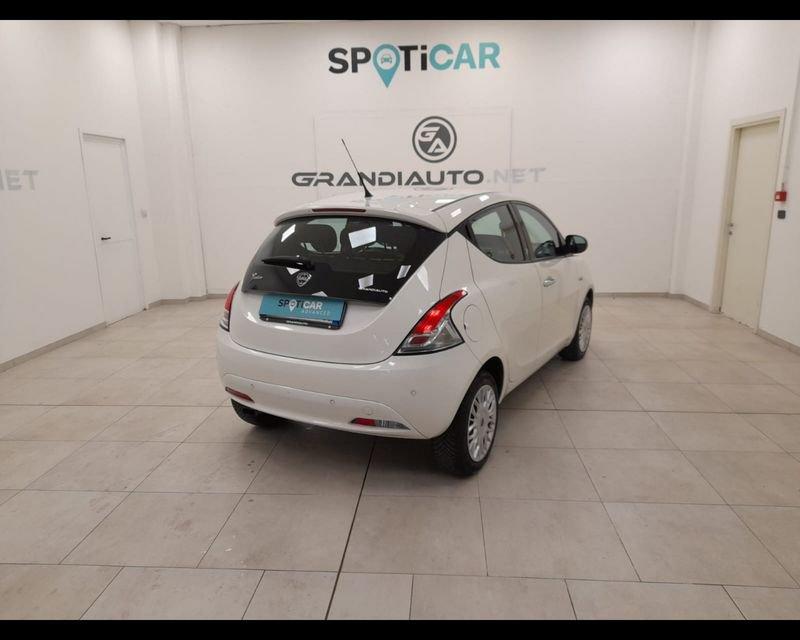 Lancia Ypsilon III 2015 1.2 Gold 69cv
