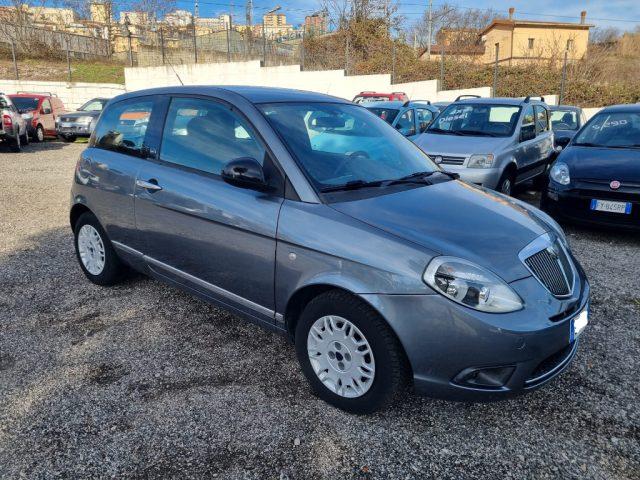 LANCIA Ypsilon 1.3 MJT 75 CV Unyca