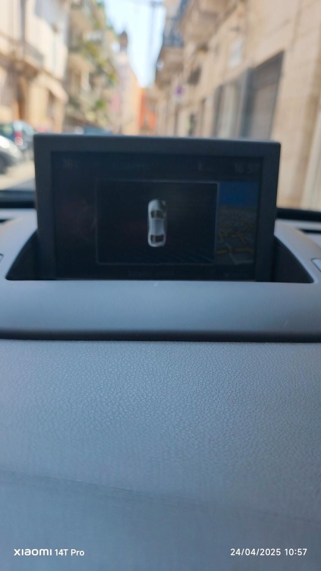 Peugeot 3008 1.6 HDi 115CV/Navi/Active 2015