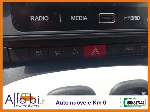 FIAT Panda 1.0 FireFly 70CV Hybrid Pandina (Cross Look)