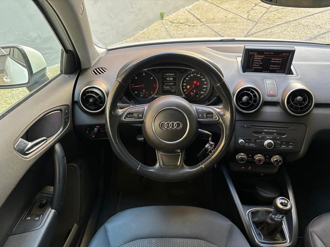 AUDI A1 - UNICO PROPRIETARIO