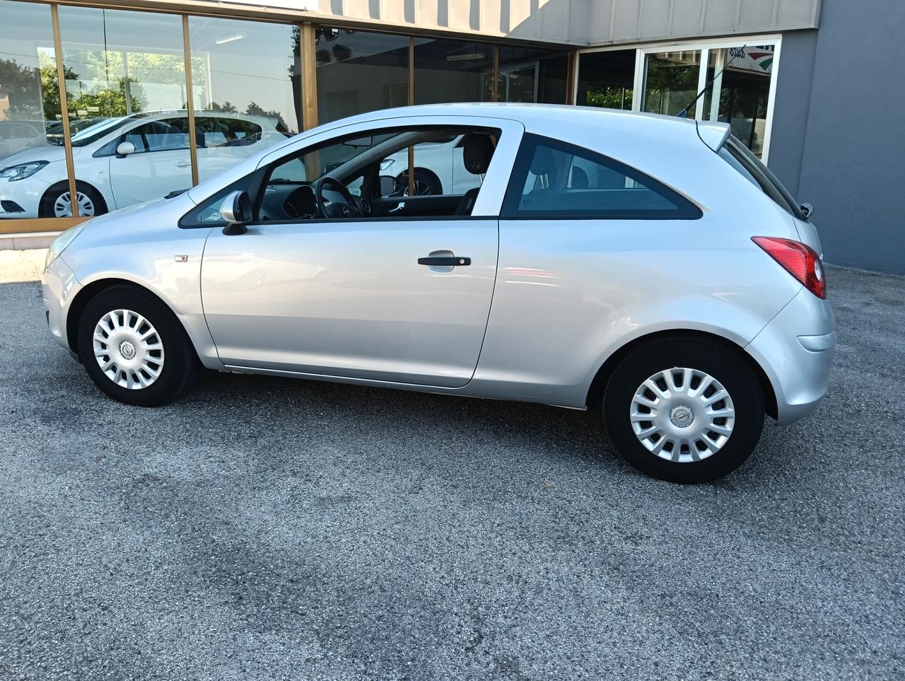 Opel Corsa 1.0 12V 3 porte Club