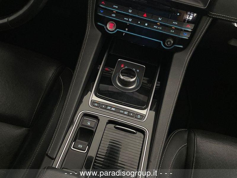 Jaguar F-Pace 2015 2.0d Prestige awd 180cv auto