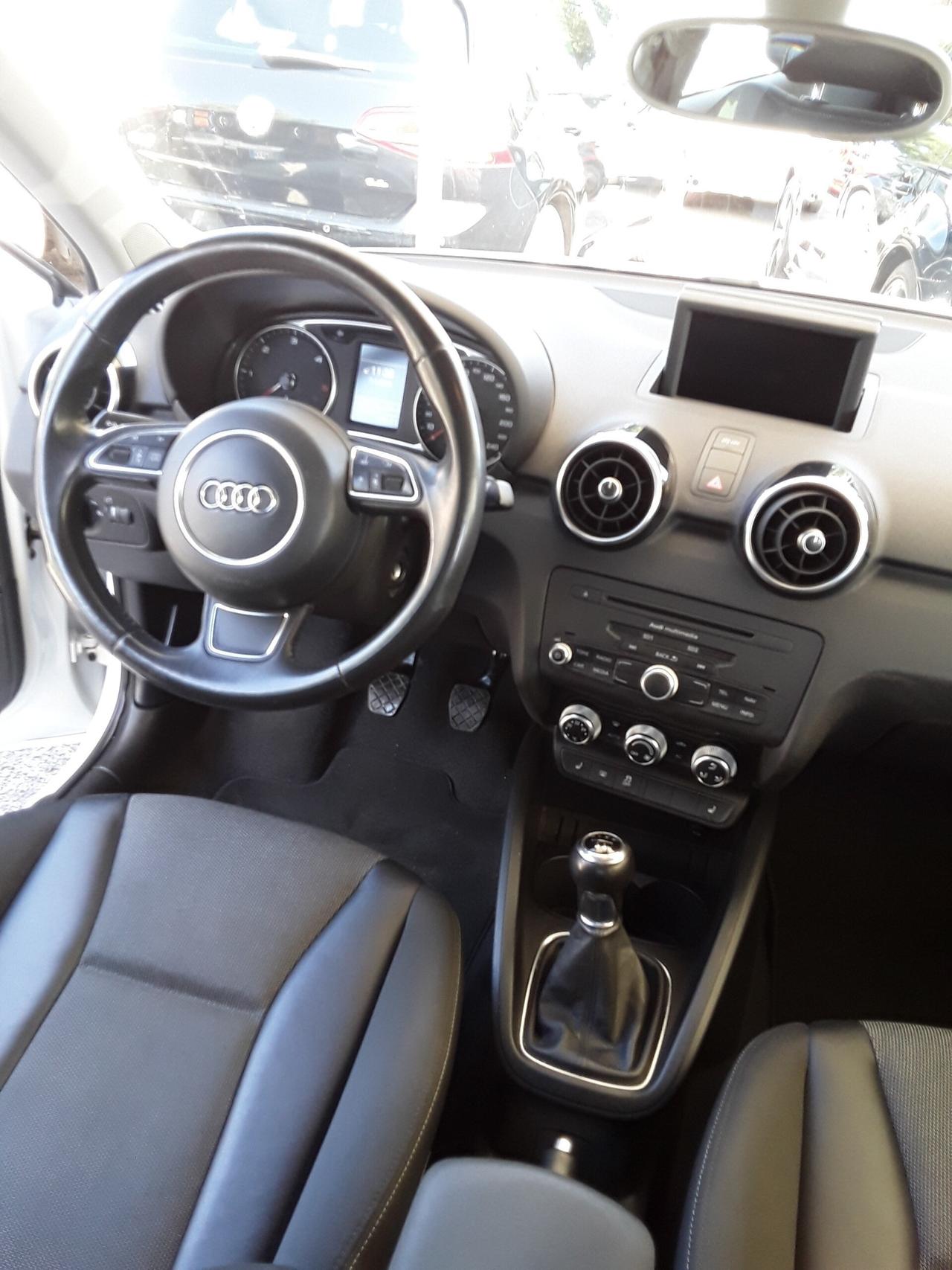 AUDI A1 SPORTBAK 1.6 TDI Allestimento AMT