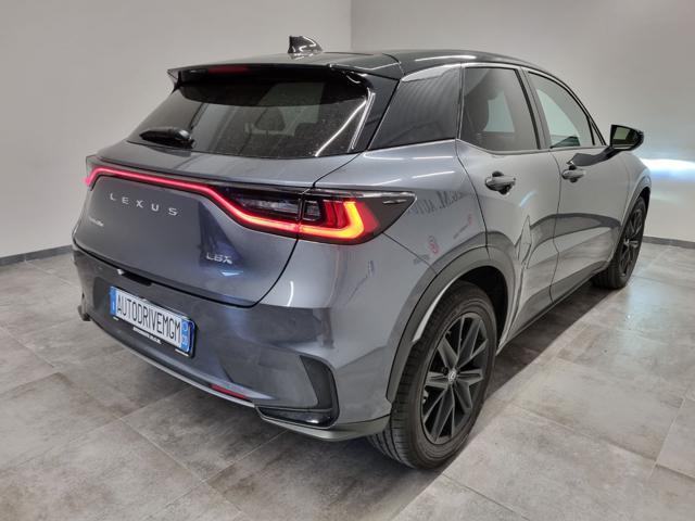 LEXUS LBX Hybrid Cool