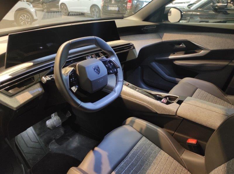 PEUGEOT 3008 3ª serie - 3008 Hybrid 136 e-DCS6 Allure