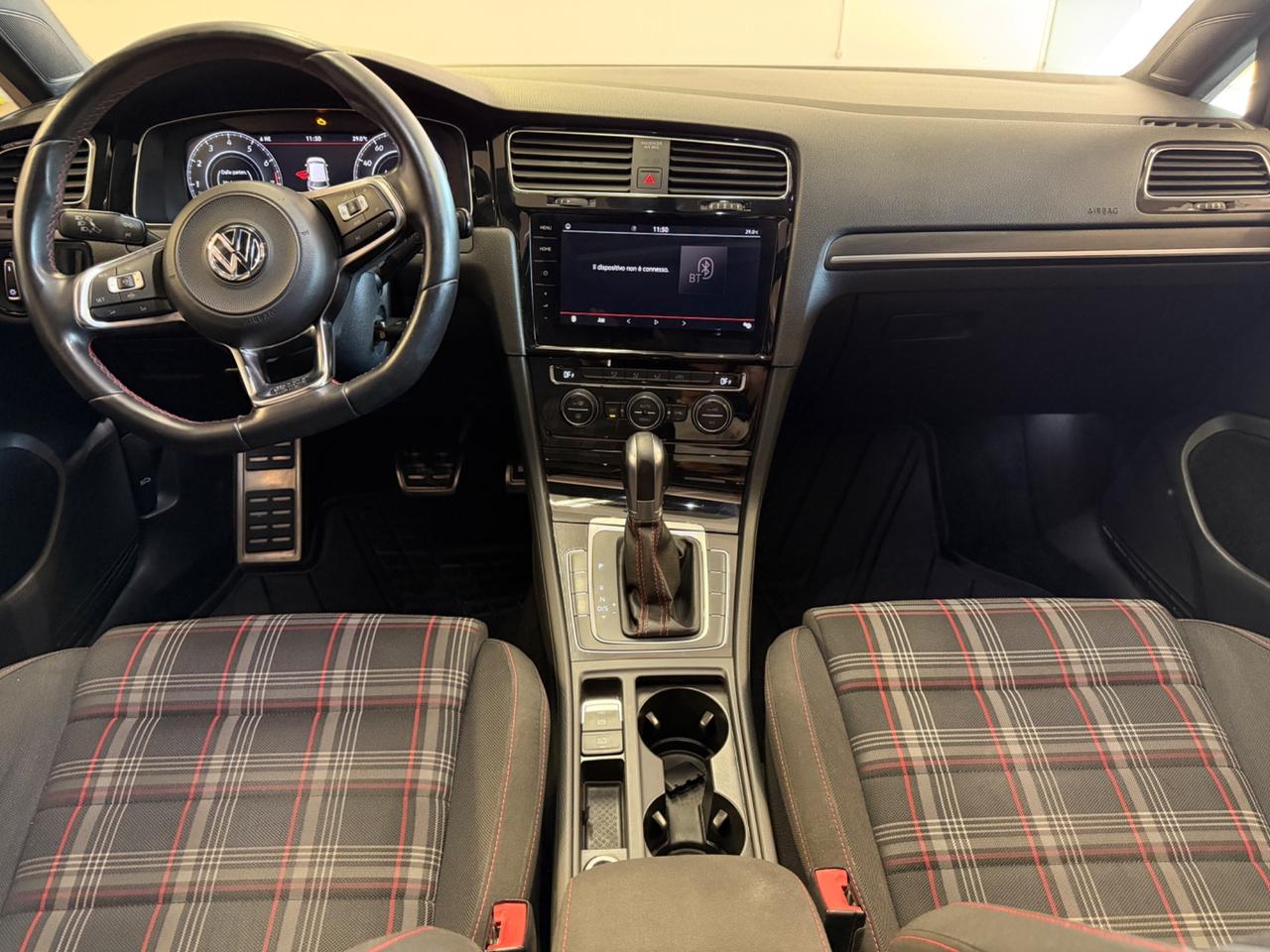 Volkswagen Golf GTI Performance 2.0 245 CV TSI DSG