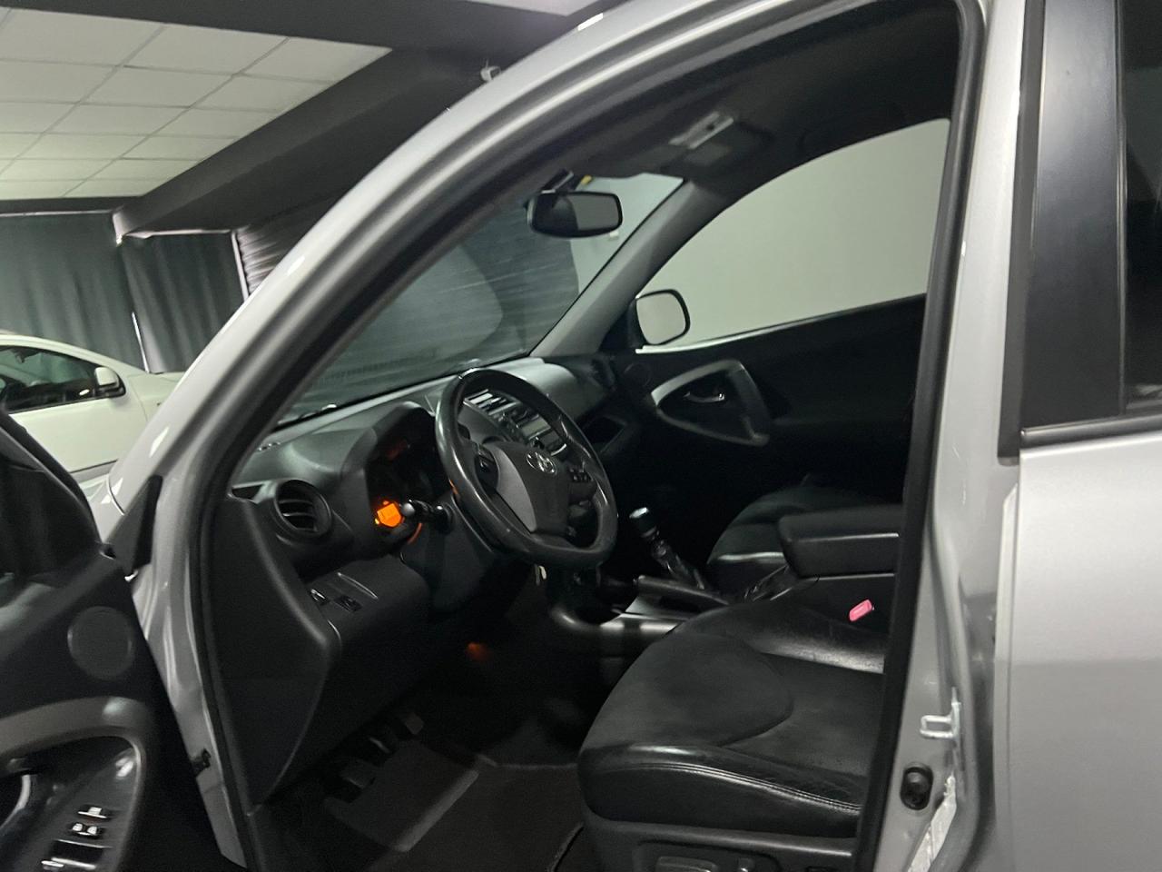 Toyota RAV 4 2.2 D-4D 150 cv EXCLUSIVE