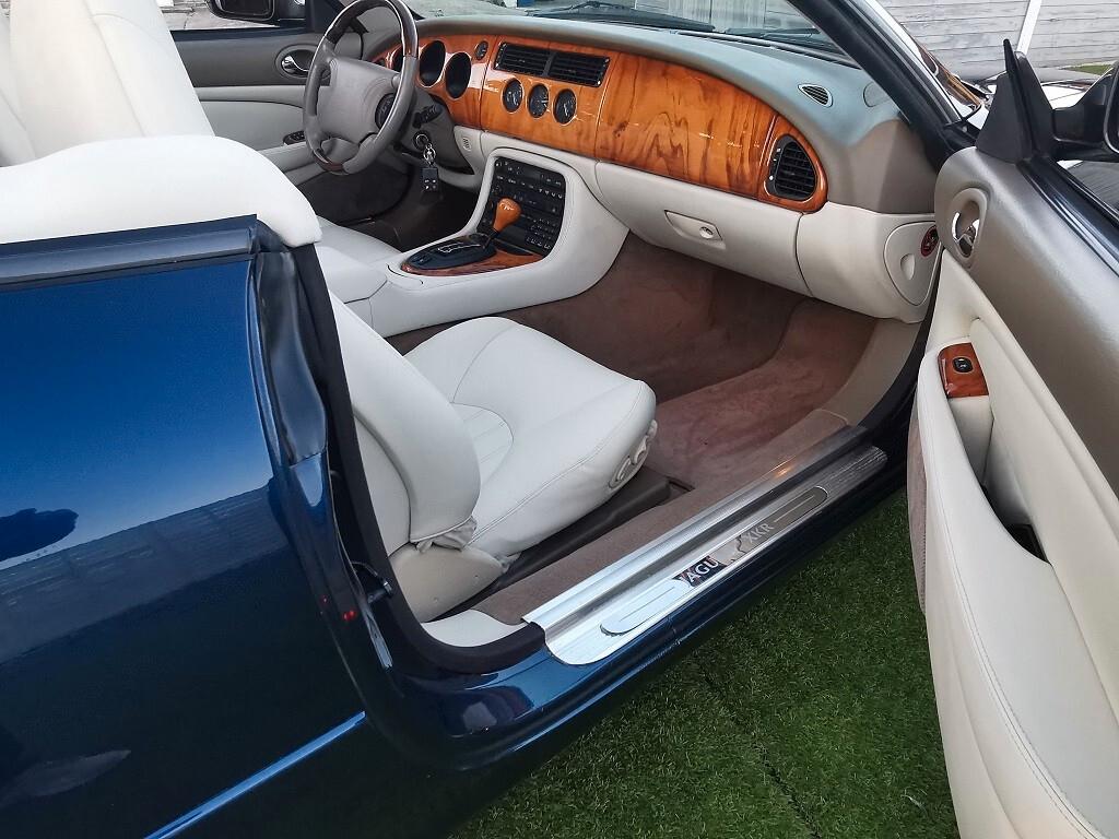Jaguar XK XKR CONVERTIBILE V8 SUPERGHARGER (PRIMA SERIE)