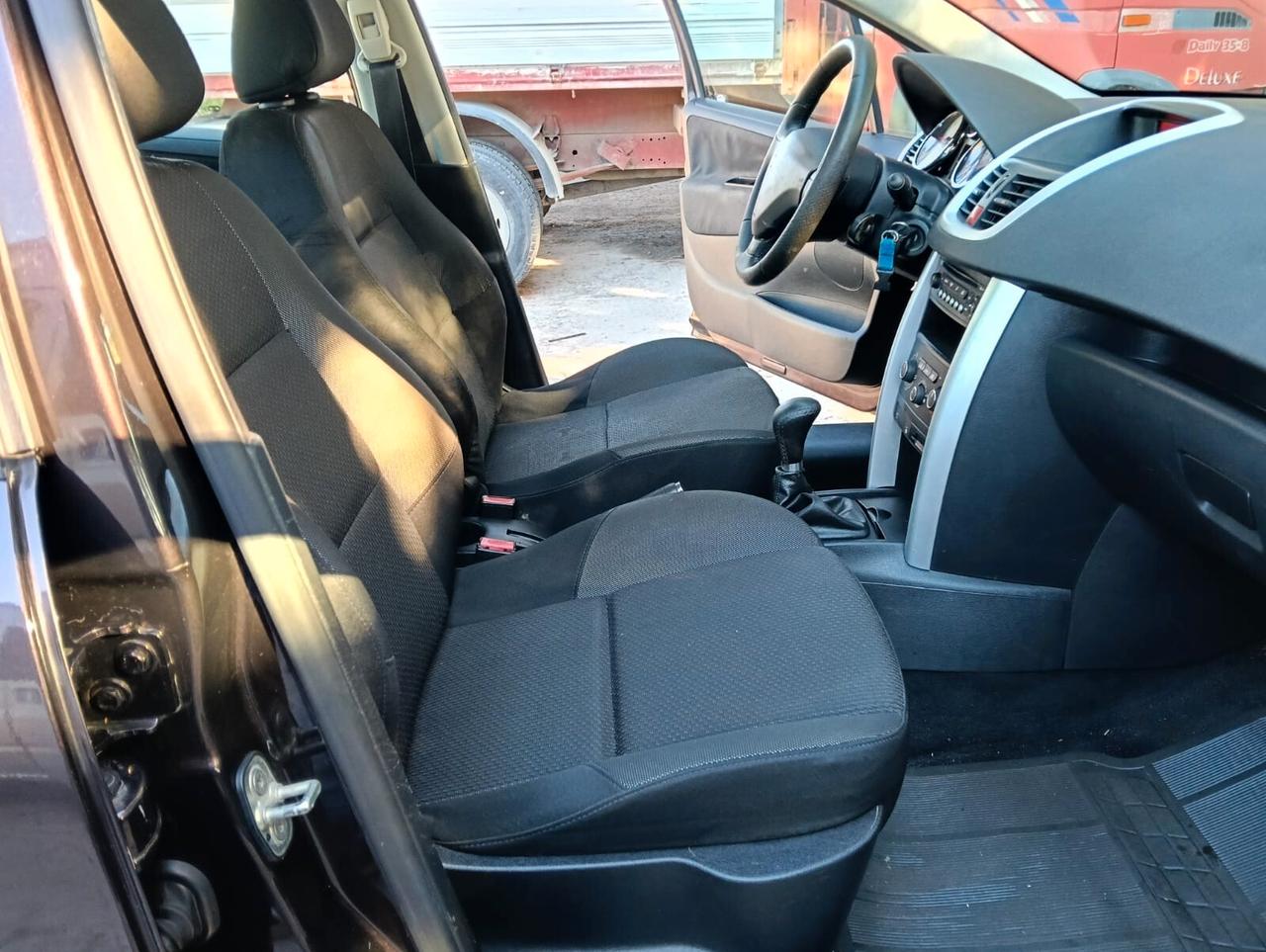 Peugeot 207 1.4 HDi 70CV 5p. Energie