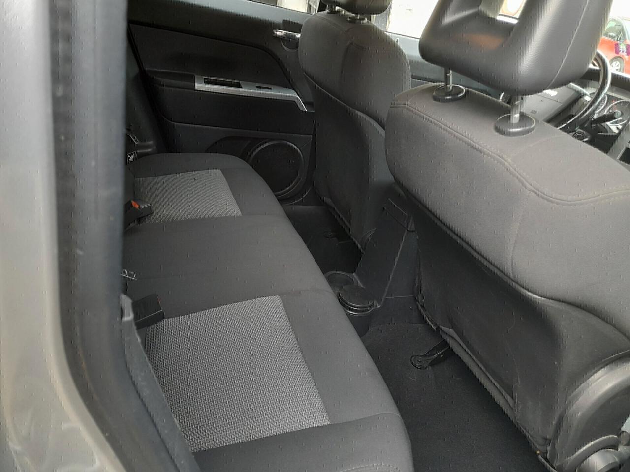 JEEP PATRIOT CON GANCIO TRAINO