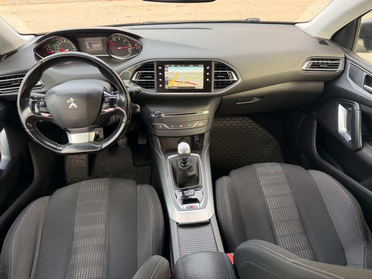 Peugeot 308 1.6 hdi 120 cv Allure 2016 Navig